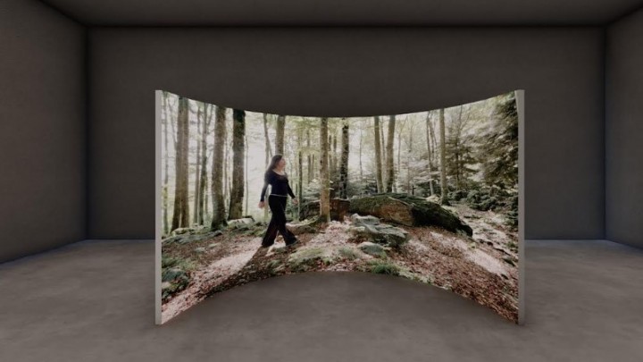 Artista Ruchita propõe imersão sensorial inspirada em Clarice Lispector