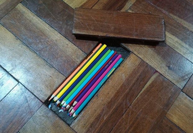 Artista cria reflexão sobre mães e crianças urbanas