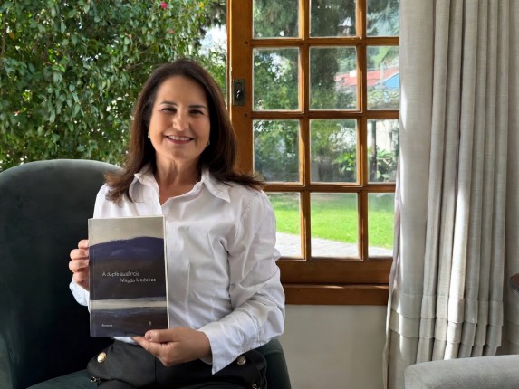 Escritora Magda Medeiros lança novo romance em Florianópolis