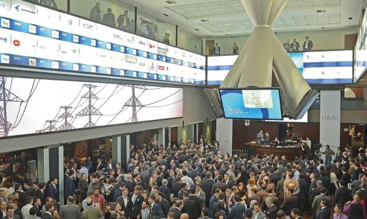 Ibovespa ultrapassa 134 mil pontos