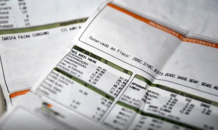 Conta de luz sobe em SC e pesa mais no orçamento