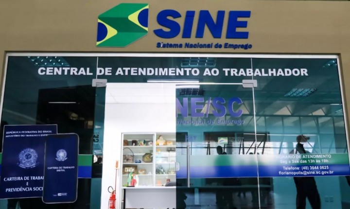 SC inicia semana com quase 10 mil vagas de emprego
