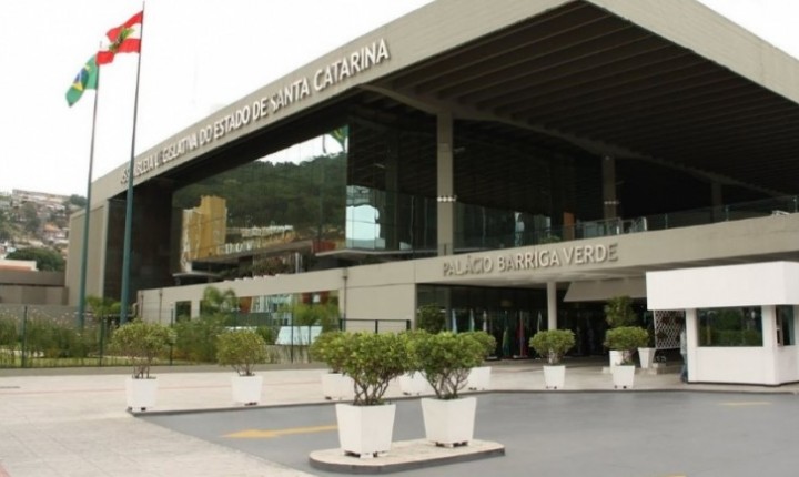 Saúde e inteligência artificial entram em pauta na Alesc