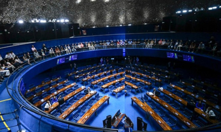 Senado vota nova etapa da reforma tributária