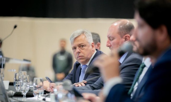 Proposta de novo hino de SC é arquivada na Alesc