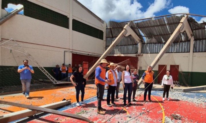 O que está por trás do projeto de bunkers escolares em SC?