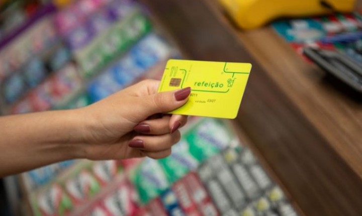 Novo decreto do PAT amplia liberdade para trabalhadores de SC