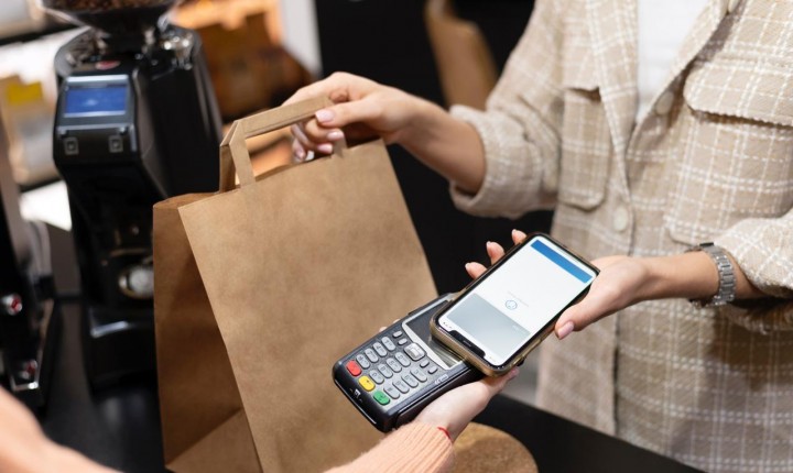 Especialista orienta uso consciente do 13º salário