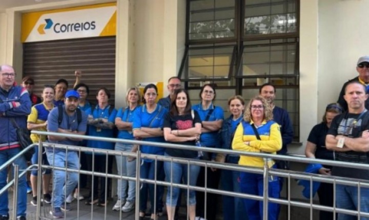 Correios entram em greve em Santa Catarina