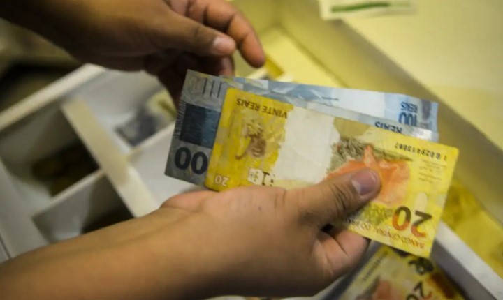 Saque-aniversário do FGTS começa a ser pago