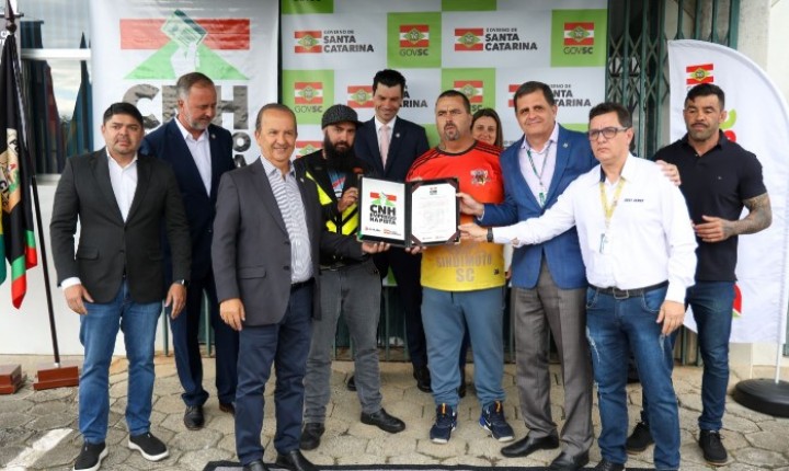 Retrospectiva 2025: CNH Emprego na Pista fortalece inclusão produtiva em SC