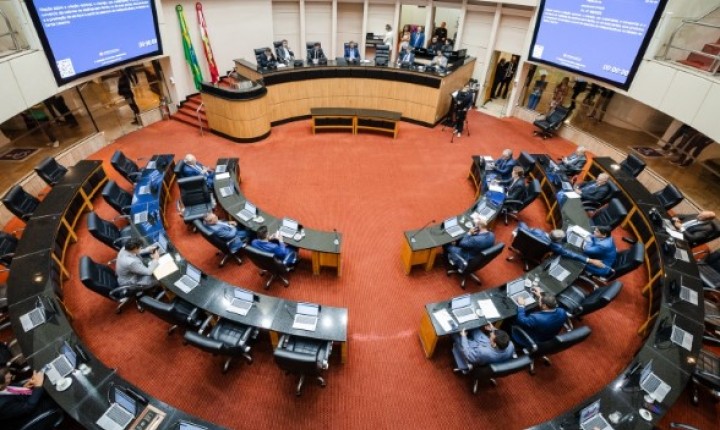 Bons motoristas podem ter desconto no IPVA em SC