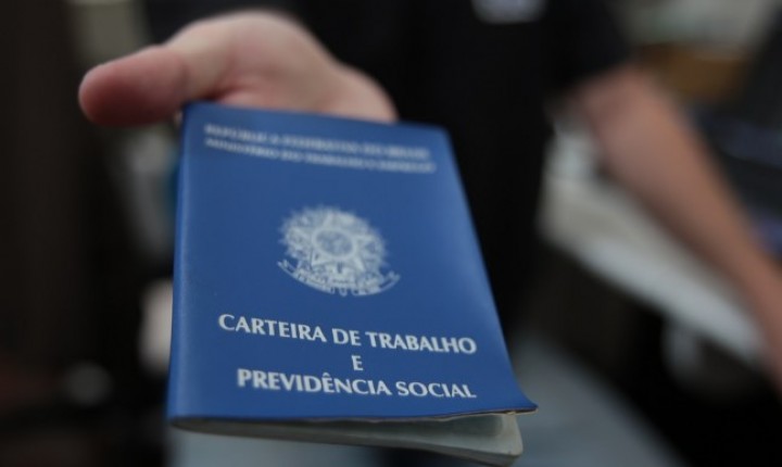 SC abre 7,8 mil vagas em março