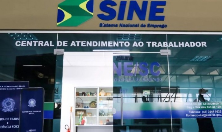 Sine abre mais de 8,7 mil vagas em SC
