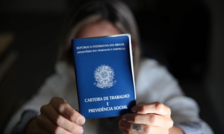 Sine reúne milhares de vagas em todo estado
