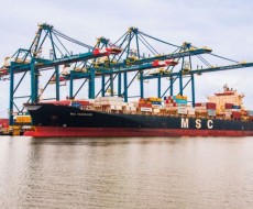 Governo zera imposto de quase mil produtos