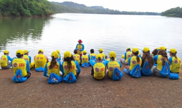 Programa Bombeiro Mirim amplia ensino de prevenção em SC