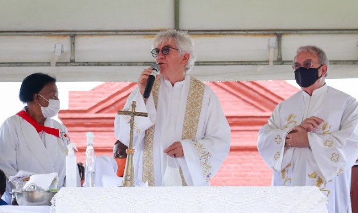 Padre Vilson leva debate da IA ao Vaticano