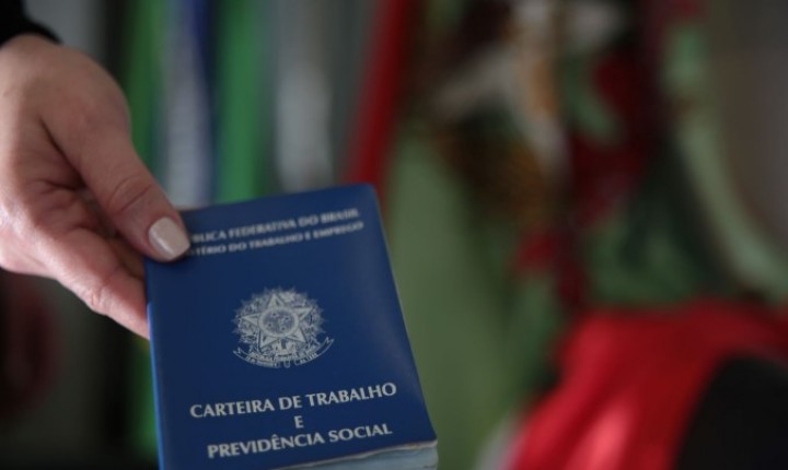 Mais de 8 mil vagas em SC aguardam candidatos