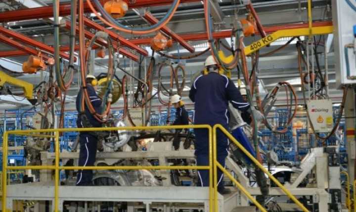 SC amplia liderança na geração de empregos