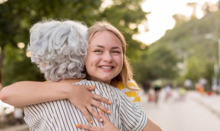 Nova lei cria título para cidades amigas dos idosos