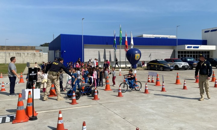 PRF SC reforça fiscalização nas BRs