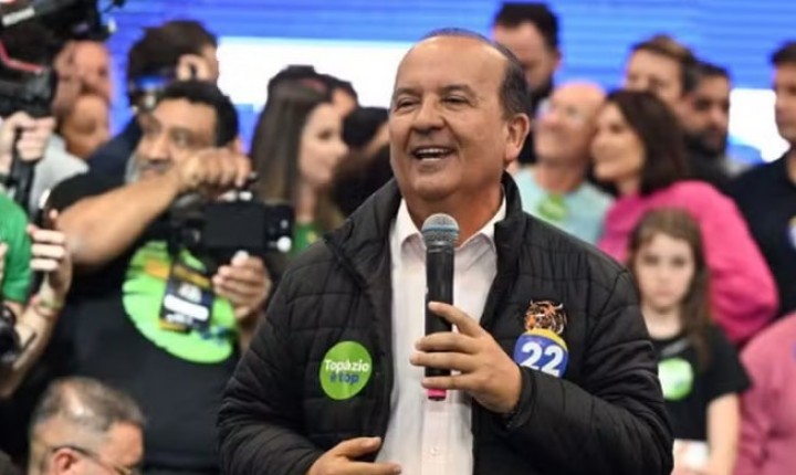 Jorginho Mello é reeleito governador de SC