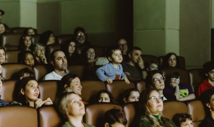 Cinema infantil chega a 240 escolas a partir desta terça-feira