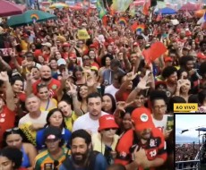 Apoiadores de Lula lotam praia de Capacabana