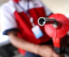 Governo renova subsídio de R$ 2,12 ao óleo diesel