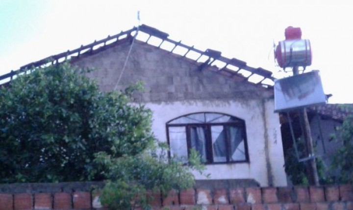 Mau tempo causa estragos em 20 municípios de Santa Catarina