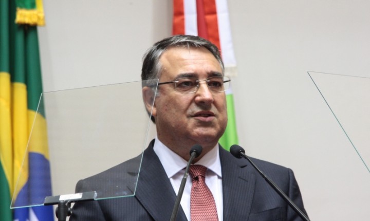 Colombo é um dos governadores que mais realizaram promessas de campanha