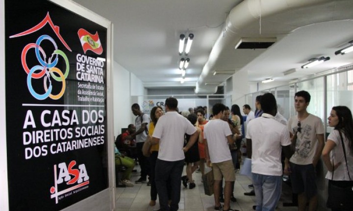 Santa Catarina passa a contar com Centro de Referência e Atendimento ao Imigrante
