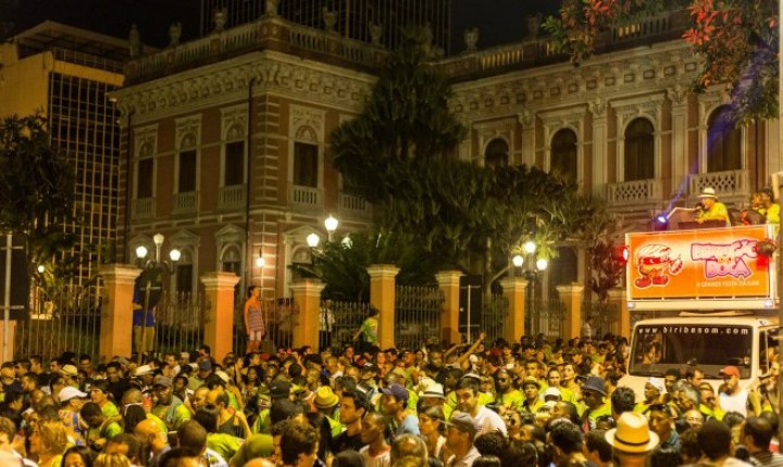 Trânsito será alterado no Centro de Florianópolis para as festas de Carnaval