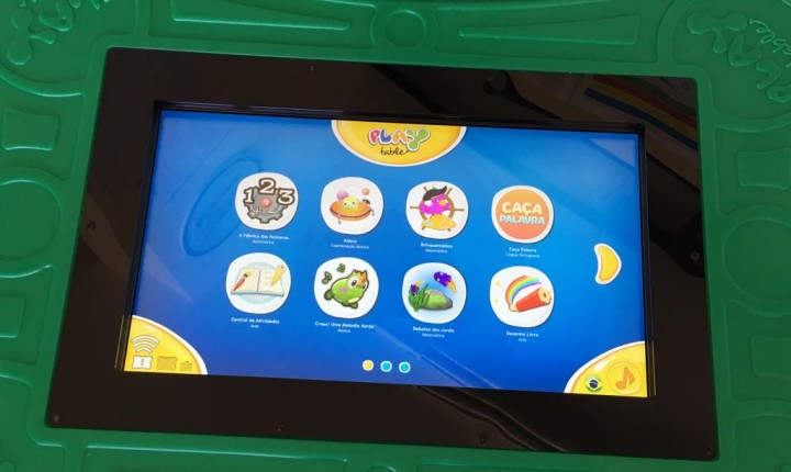 Prefeitura vai entregar nas escolas jogos digitais que interagem com estudantes com deficiências