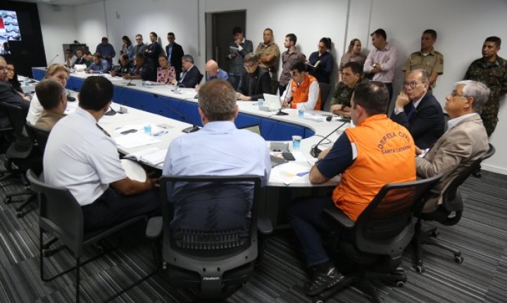  Governador destaca gravidade do momento e pede bom senso do movimento grevista