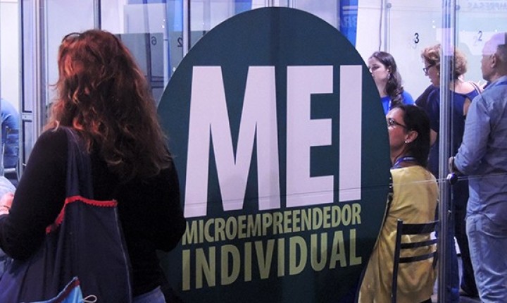 Estácio atende microempreendedor individual no NAF de São José e Florianópolis