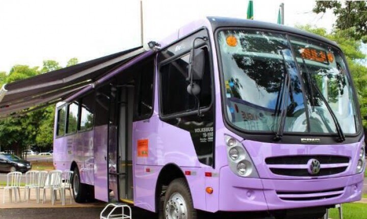 #NadaJustifica: ônibus lilás passa por municípios do interior para orientar mulheres sobre violência