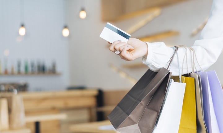 Black Friday: Psicóloga dá dicas para controlar as compras impulsivas