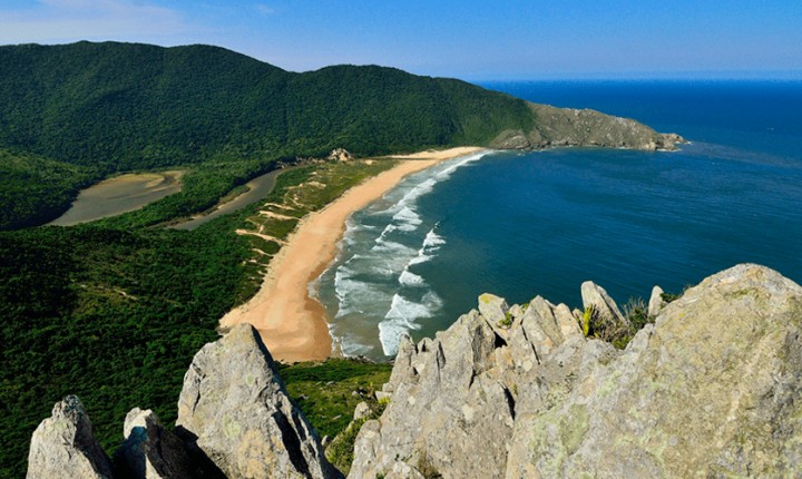 Trilhas de Florianópolis serão mapeadas em aplicativo com apoio do Floripa Shopping