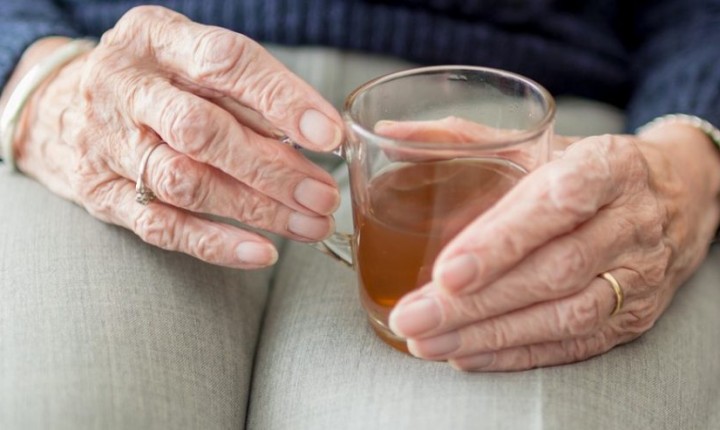 Cerca de 200 mil brasileiros sofrem com o Mal de Parkinson