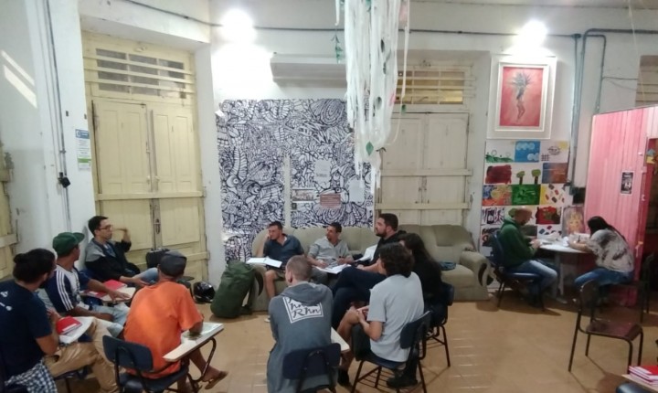 Prefeitura abre turma no EJA para a alfabetização de pessoas em situação de rua 