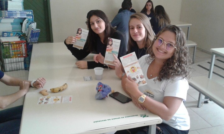 Projeto orienta sobre equilíbrio nas refeições em escolas públicas de SC 