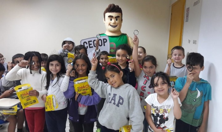 Escolas municipais do Norte da Ilha recebem projeto Observador Mirim
