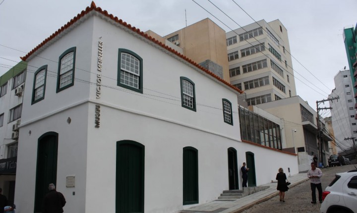 Obra do Museu Victor Meirelles é entregue em Florianópolis 