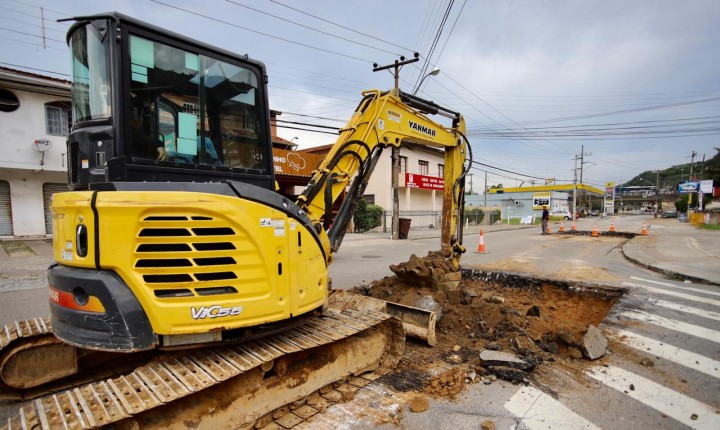 Bairros Saco dos Limões e Costeira recebem obras de pavimentação a partir desta segunda