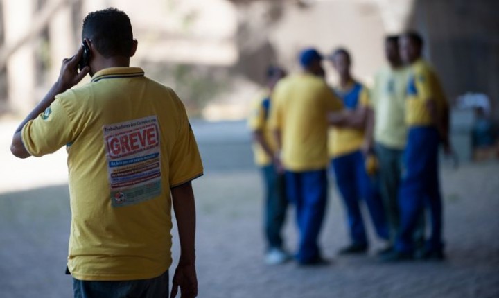 Trabalhadores dos Correios decretam greve nacional