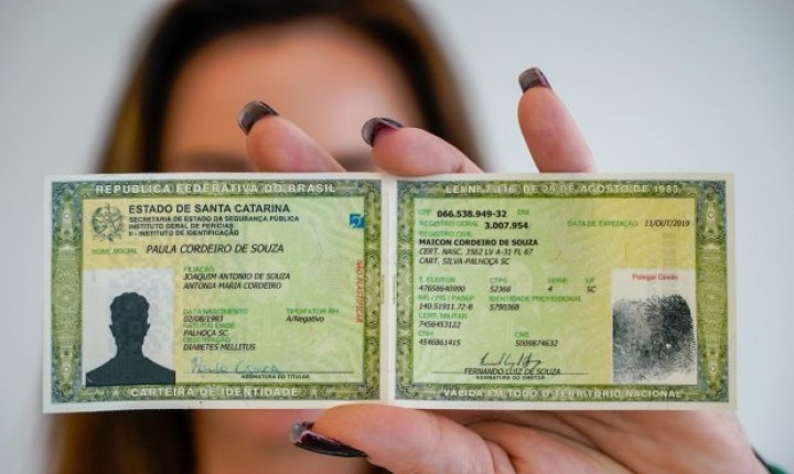 Santa Catarina passa a emitir novo modelo de carteira de identidade