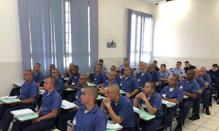 Igeof promove curso gratuito de Assistente Administrativo para aprendizes da Marinha