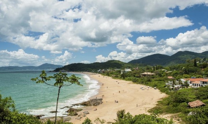 Santa Catarina detém 50% das certificações do Programa Bandeira Azul no Brasil